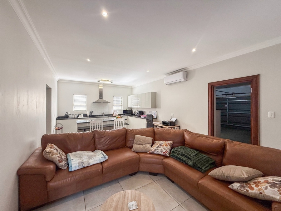 3 Bedroom Property for Sale in Melodie North West